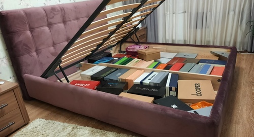 Перетяжка изголовья кровати. Маркс