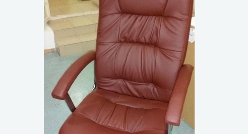 Обтяжка офисного кресла. Маркс